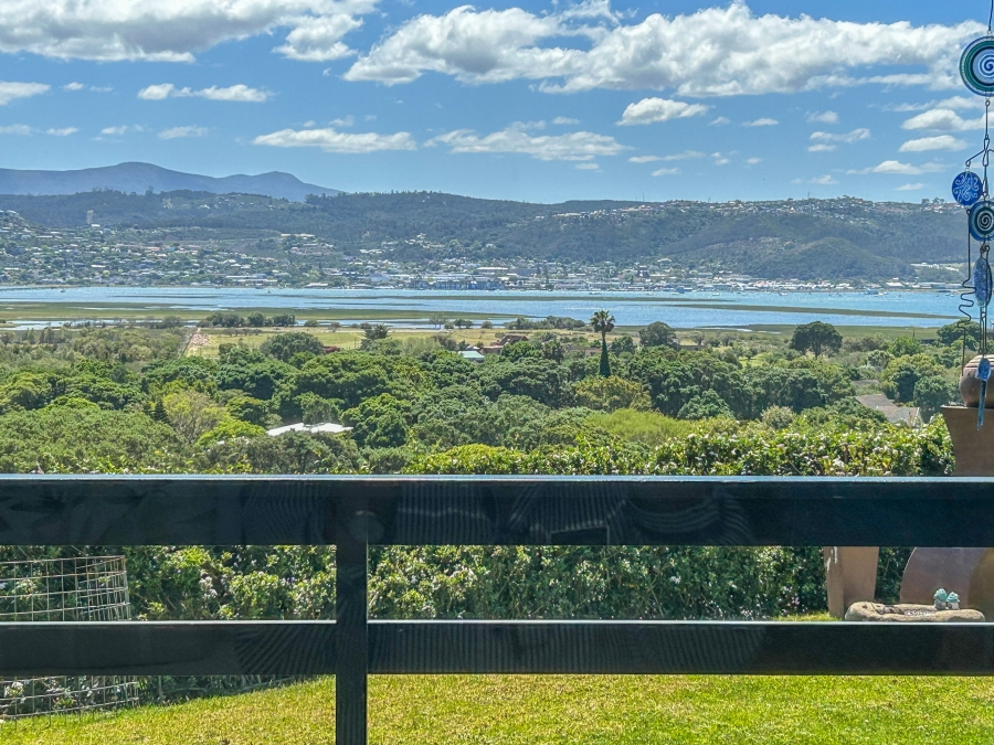 3 Bedroom Property for Sale in Brenton On Lake Western Cape